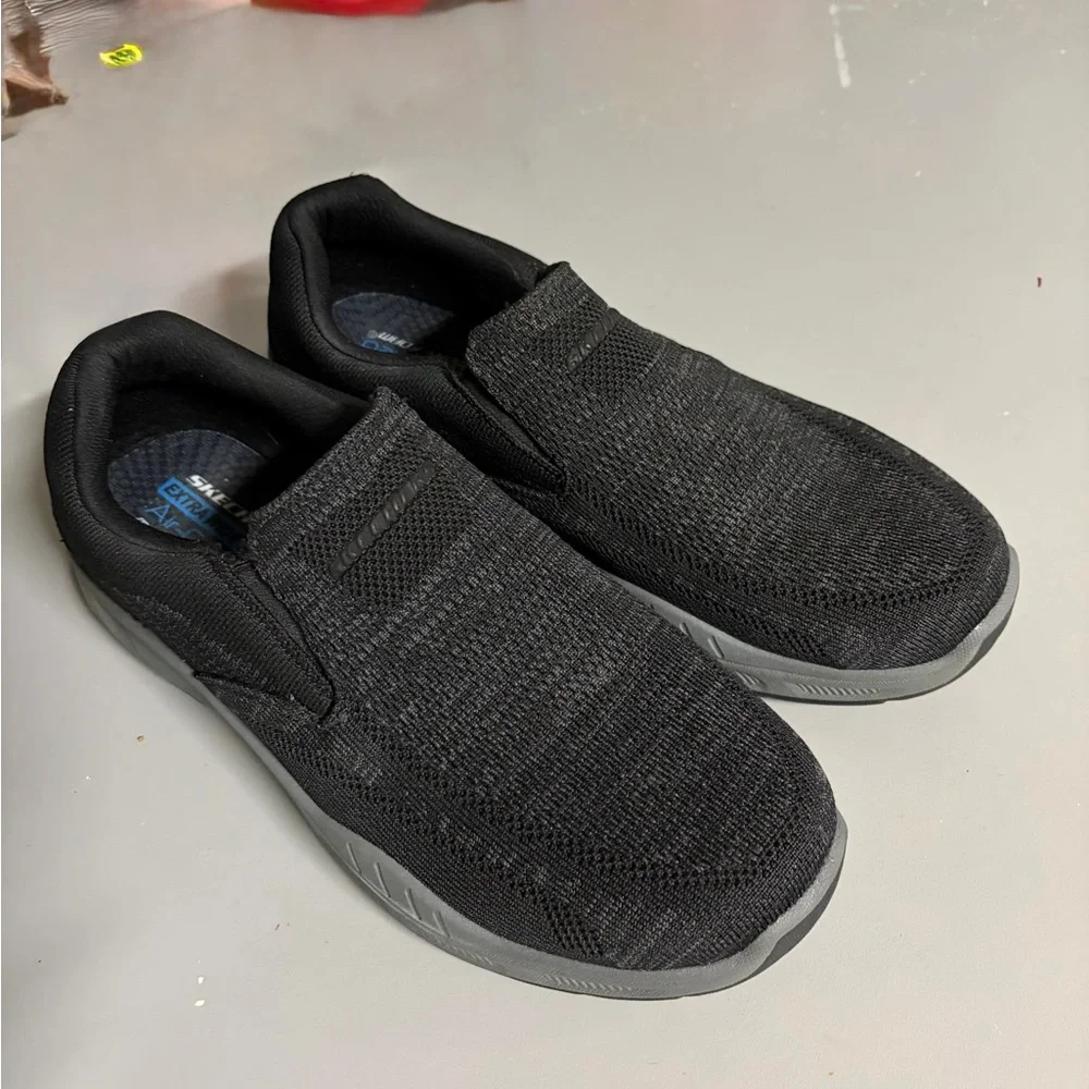 Skechers Men's Charcoal Slip-On Loafers Sz‎ 10.5